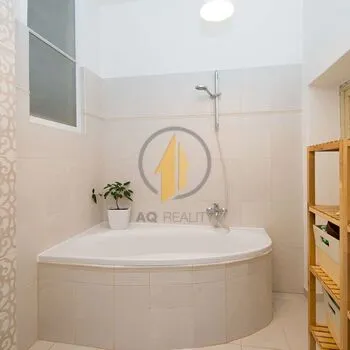 Prodej bytu 3+kk v klidné části města