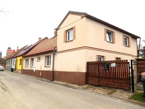 Fotografie nemovitosti - Prodej rodinného domu 5+1 v klidné obci