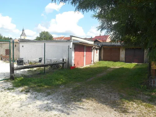 Fotografie nemovitosti - Prodej dvougaráže v Jičíně