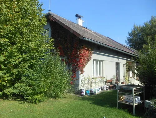 Fotografie nemovitosti - Prodej zemědělské usedlosti s velkým pozemkem v obci Padařovice, Soběslavice