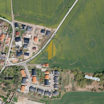 Prodej zemědělského pozemku o výměře 2707 m2 v obci Zlonín