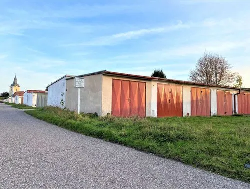 Fotografie nemovitosti - Prodej garáže v Jičíně
