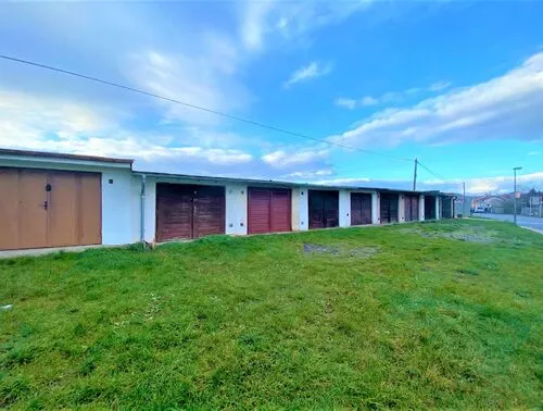 Fotografie nemovitosti - Prodej řadové garáže v Jičíně