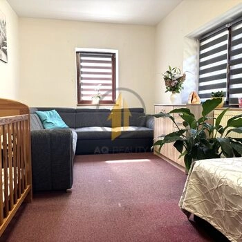 Prodej rodinného domu 6+kk situovaného na polosamotě v obci Mostek, okres Trutnov