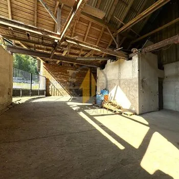 Prodej rodinného domu 6+kk situovaného na polosamotě v obci Mostek, okres Trutnov