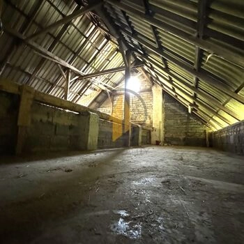 Prodej rodinného domu 6+kk situovaného na polosamotě v obci Mostek, okres Trutnov