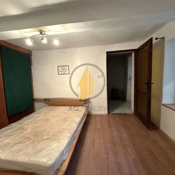 Prodej rodinného domu se zahradou v obci Bošice u Svojšic, 4 km od Kolína