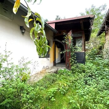 Prodej rodinného domu se zahradou v obci Bošice u Svojšic, 4 km od Kolína