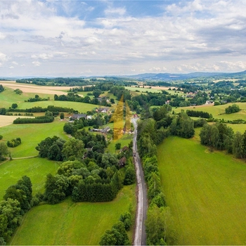 Prodej stavebního pozemku o CP 2510 m2 v oblíbené obci Horní Olešnice