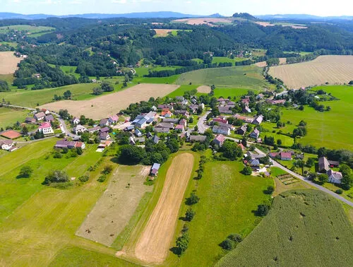 Fotografie nemovitosti - Prodej stavebního pozemku o CP 2510 m2 v oblíbené obci Horní Olešnice