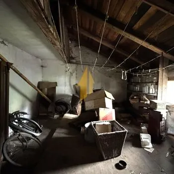 Prodej rodinného domu se zahradou o celkové ploše 240 m&sup2; v obci Stará Paka.