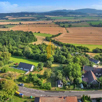 Prodej stavebního pozemku 1007 m&sup2; &ndash; Podhradí u Jičína