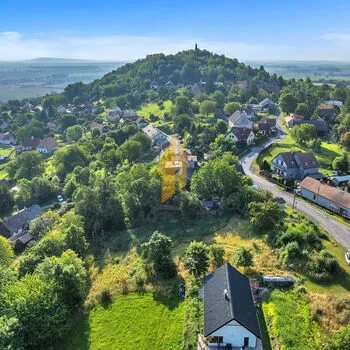 Prodej stavebního pozemku 1007 m&sup2; &ndash; Podhradí u Jičína