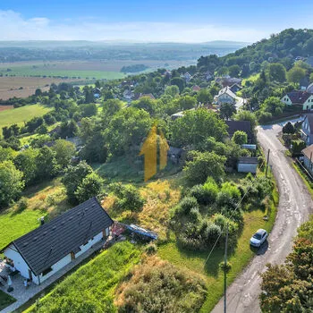 Prodej stavebního pozemku 1007 m&sup2; &ndash; Podhradí u Jičína