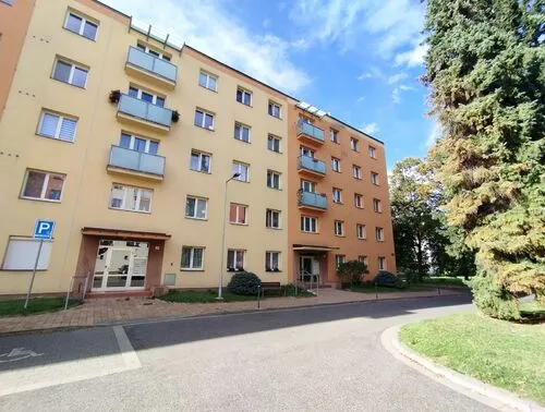 Fotografie nemovitosti - Prodej zrekonstruovaného bytu 2+kk v obci Turnov.