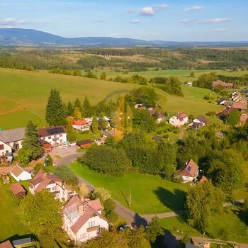 Prodej rodinného domu se zahradou a výhledem na Krkonoše v klidné obci Bukovina u Čisté