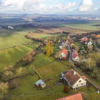 Prodej stavební pozemku v obci Podhradí u Jičína