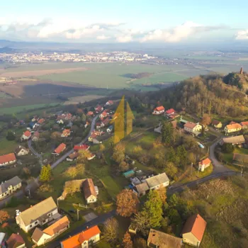 Prodej stavební pozemku v obci Podhradí u Jičína