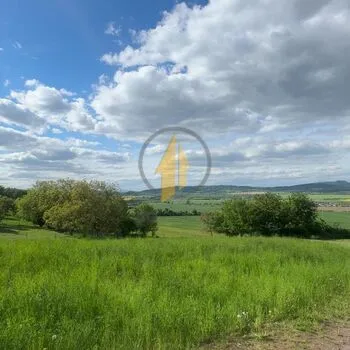 Prodej stavební pozemku v obci Podhradí u Jičína