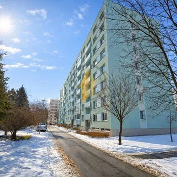 Prodej slunného bytu 3+kk o výměře 65 m2 s lodžií v Jičíně
