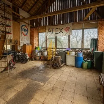 Prodej zemědělské stavby se zahradou